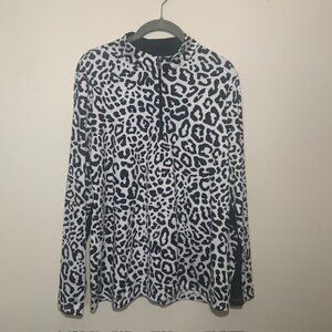 Tail White Label Women Leopard Print Mesh Sleeve Detail Active Golf Top Size XL